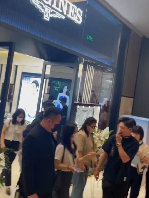 不允许有人没看过这段视频!什么叫做摇曳生姿