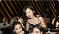 36岁都杨幂，远看惊艳无比，引起网友热议