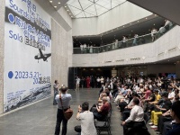 涛声依旧：音乐人陈小奇个人艺术展在广东美术馆开幕