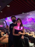 姐妹们！女朋友同意我来看女团了！