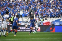 申花伤员不乐观 闯凤凰山KTV前教练组听谭咏麟演唱会