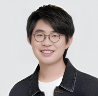 徐志胜萌探依旧在线，笑果签约脱口秀演员似乎未受影响，引起热议