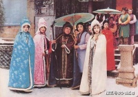 抄检大观园的背后，不只是贾府两房之争，还有更深的寓意