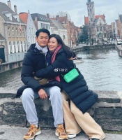 江若琳夫妇举办迎婴派对宣布怀儿子 夫妻俩嘴对嘴亲吻很甜蜜