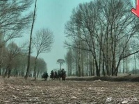 李云龙率骑兵团营救楚云飞，武器全被老李洗