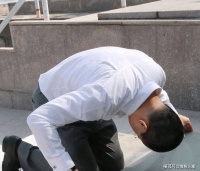 俗话说：“上坟四不带，子孙福气来”，哪四不带？到底有何讲究