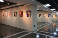 这场震撼人心的肖像艺术展，竟出自六年前的华为手机