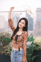 助理辟谣Angelababy新恋情：我姐单身