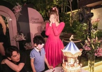 大S，赵露思，虞书欣，冯小刚，陈妍希