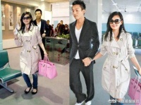 汪小菲在和大S刚交往时就送给她一个粉色铂金包……