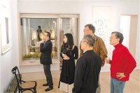 “为观众呈现文化交融的魅力”（侨界关注）