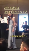 Ella马来西亚参加活动，再跳《叮叮叮叮当》一公舞台回忆满满