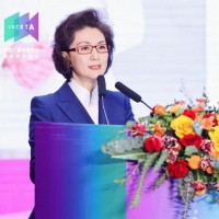 央视主持人名单更新，她俩退出