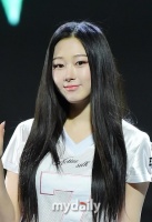 aespa成员GISELLE缺席美国行程 因身体问题休息