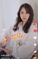 杨若兮淡圈后声音模样大变，嘴歪脸肿撞脸蔡明，嫁二婚男相夫教子