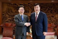 驻韩大使邢海明会见李在明：望共同民主党继续对中韩关系予以关心和支持