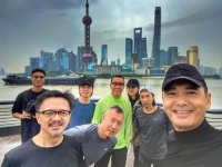 周润发现身上海，与上戏学生畅聊“戏如人生”