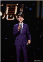 何炅的年收入有3000万，何炅问撒贝宁：要是我去央视应聘的话……