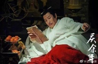 演技不输陈道明，出身豪门74岁仍坚持拍戏，一生最大的骄傲是儿子
