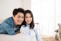 吹灭别人的灯，并不能让自己更光明，相互成就才是真正的赢家