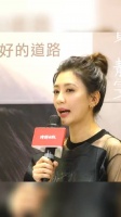 48岁的贾静雯出席线下活动，贾静雯属于和高圆圆一样……