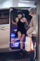 宁艺卓下班氛围感饭拍，钓系小猫勾魂了