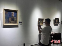 140余幅俄罗斯精品油画亮相哈尔滨 纯正俄式风情吸引八方游客