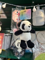 在“书店之夜”寻书：“我这儿的书都是好书”