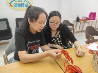 洛阳涧西区：粽香迎端午 社区情谊浓