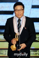 李秀满离开SM娱乐后成立个人公司 涉咨询投资领域