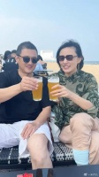 李亚鹏海哈金喜端午过节，享受二人世界，幸福感十足！