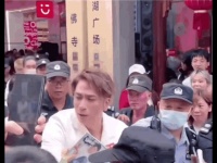吴卓羲在广州商演时，由于没有正确认知自己的人气……