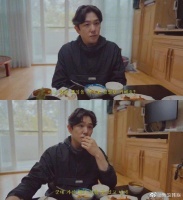 SJ前成员强仁与SM娱乐续约 负面新闻缠身称很抱歉