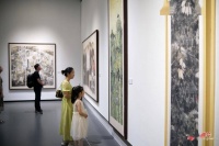 江苏省美术馆藏历届百家金陵获奖作品展开幕