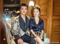 霍思燕现身三亚，胖到150斤身材臃肿似大妈，与杜江被嘲像母子