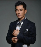 任贤齐：我不知道什么算熟，舒淇就住我隔壁，她家我随便去有钥匙