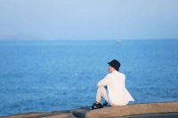 说话有风度，做事有温度，为人有气度