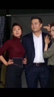姜妍 酷酷的三人组，张嘉译身高不够，板砖来凑 内娱纯元？