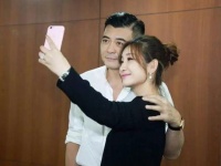 演十几年抗战剧，收入却还是不如妻子，妻子如今还很红