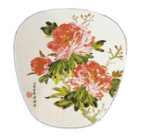 扇子的历史可以追溯到三千多年前，最初的用途是装饰？