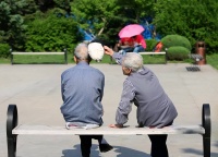 人过七十才发现，退休后，存钱与不存钱的生活，差别很大