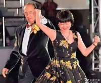 赌王何鸿燊为何78岁还能生子？梁安琪一语道破原因，真长见识！