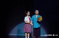 福永原创红色主题舞台剧《生命如花·十七勇士》首演