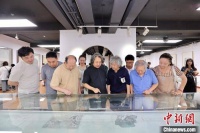 孙其峰逝世后首个大型个展在天津举行 104幅画作追忆大师