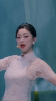 朱珠穿旗袍把东方韵味的美发挥到极致了