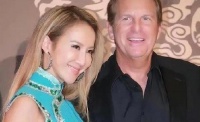 李玟老公推翻遗嘱 李玟二姐回应