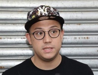 香港知名男星妻子被曝怀四胎，夫妻俩多次闹离婚，房事依旧和谐