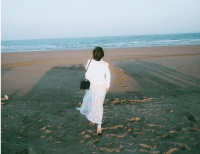 和为你充电的人在一起，跟消耗你的人撇清关系