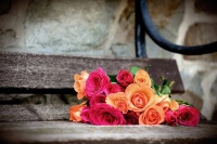 与他人聊天，有3件事最好不说，以免有损“福报”