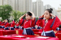 “小姐姐”为何走红？称呼语是一种礼仪行为